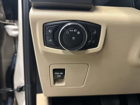 Used 2017 Ford F150 XLT image 21