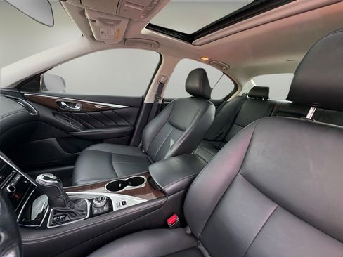 Used 2018 INFINITI Q50 Luxe w/ Essential Package (3.0T Luxe) image 20