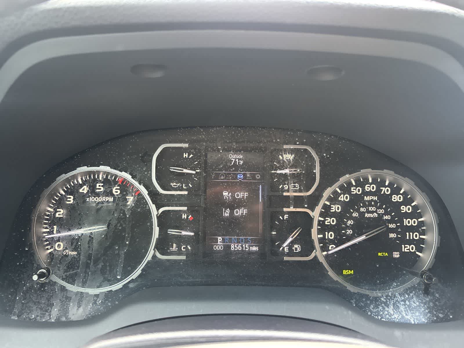 Used 2020 Toyota Tundra Limited w/ Limited Premium Package AWD/4WD image 13