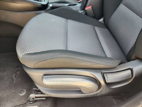 Certified 2025 Kia Soul LX w/ LX Technology Package FWD image 24