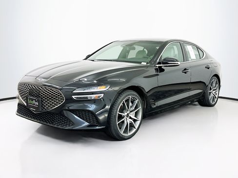 Used 2024 Genesis G70 2.5T image 3