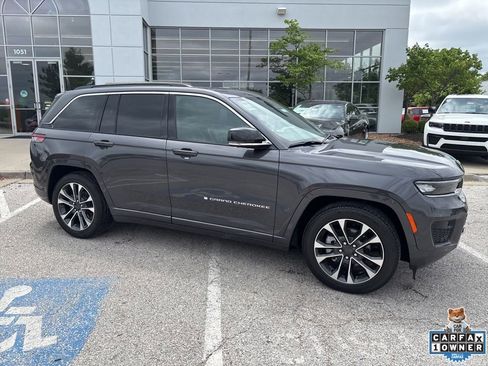 Used 2025 Jeep Grand Cherokee Overland w/ Adv Protech Group III AWD/4WD image 34