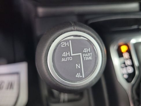 Used 2023 Jeep Wrangler Unlimited Sahara image 25