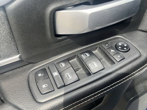 Used 2020 RAM 2500 Big Horn w/ Level 2 Equipment Group AWD/4WD image 19