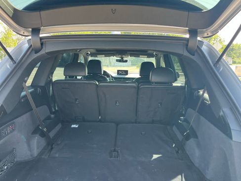 Used 2019 Audi Q7 3.0T Prestige w/ Prestige Package AWD/4WD image 6