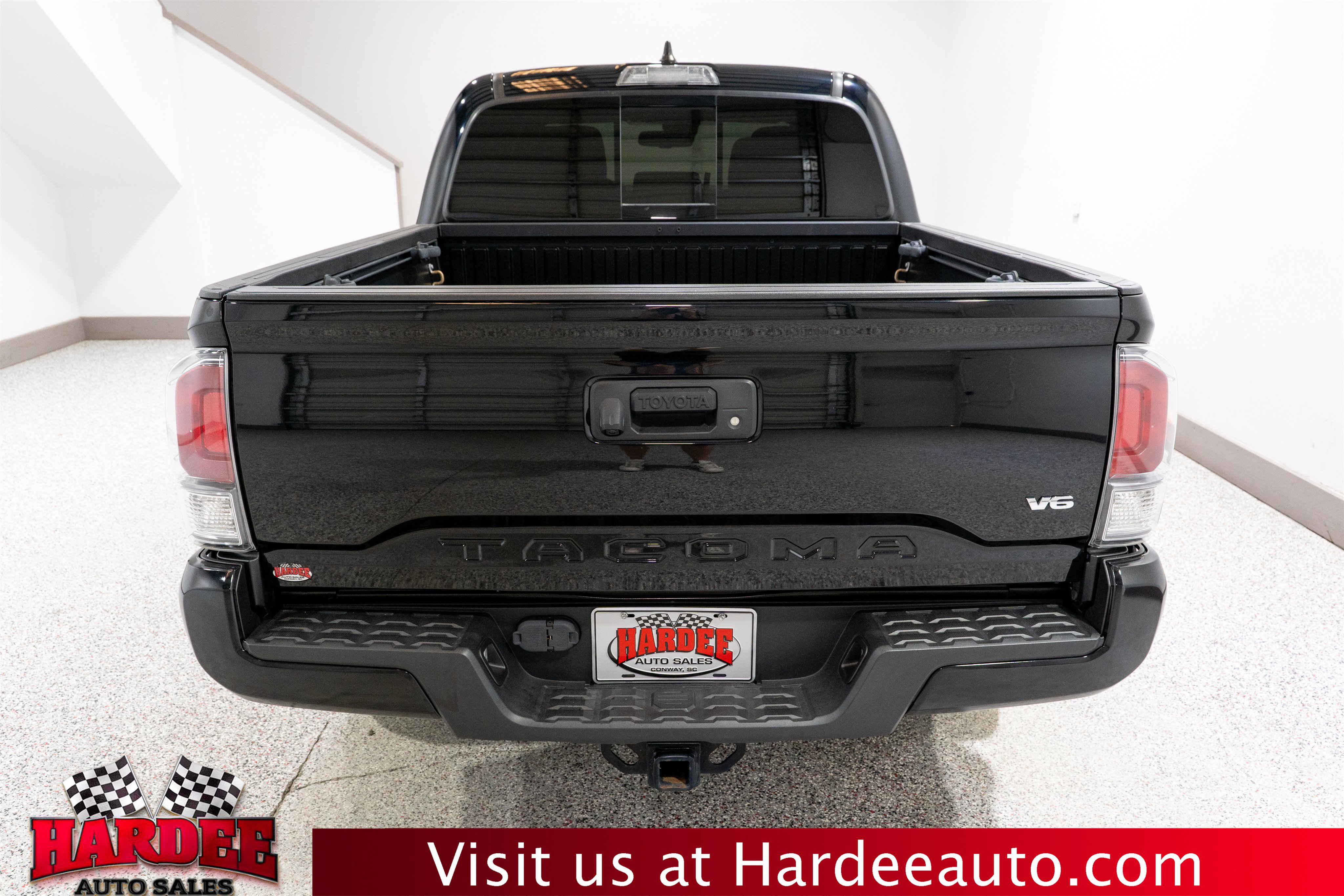 Used 2021 Toyota Tacoma TRD Sport RWD image 4