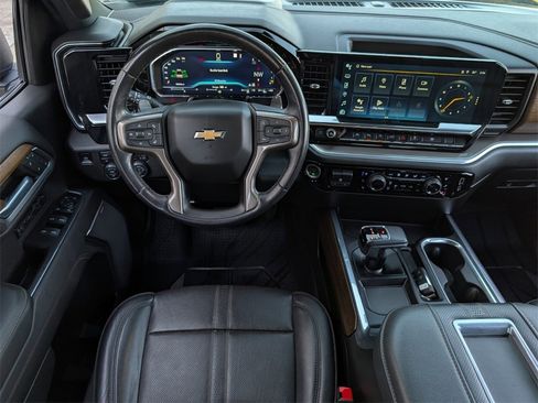 Used 2022 Chevrolet Silverado 1500 High Country image 10