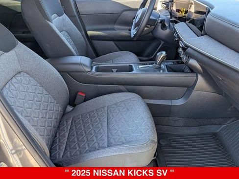 Certified 2025 Nissan Kicks SV AWD/4WD image 36