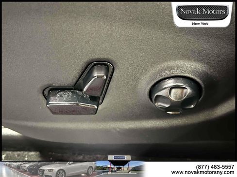 Used 2021 Jeep Cherokee Limited image 20