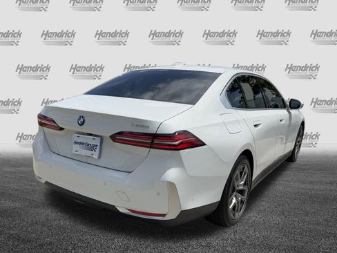 Certified 2026 BMW 530i w/ Premium Package RWD image 10
