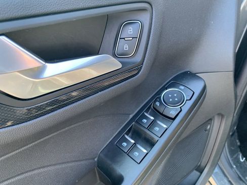 Certified 2025 Ford Escape ST-Line AWD/4WD image 27