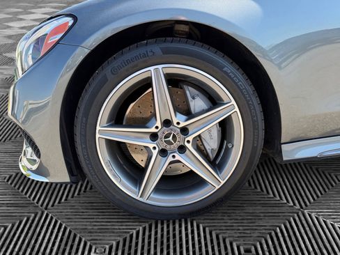 Used 2018 Mercedes-Benz C 300 4MATIC Cabriolet image 9