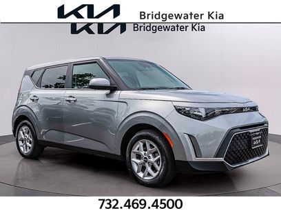 Certified 2025 Kia Soul LX w/ LX Technology Package