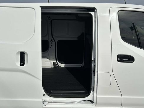 Used 2021 Nissan NV200 S FWD image 15