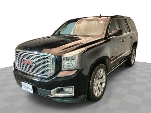 Used 2016 GMC Yukon Denali image 1