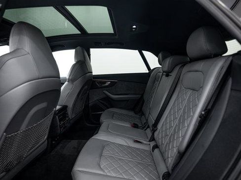 Certified 2021 Audi SQ8 Premium Plus w/ SQ8 Black Optic Package image 21