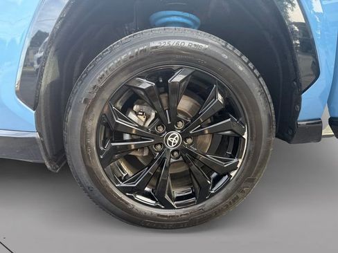 Used 2022 Toyota RAV4 XSE AWD/4WD image 38