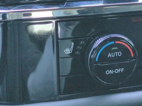 Used 2025 Nissan Pathfinder Rock Creek image 22