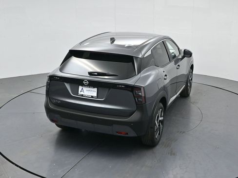 Used 2025 Nissan Kicks SV image 31