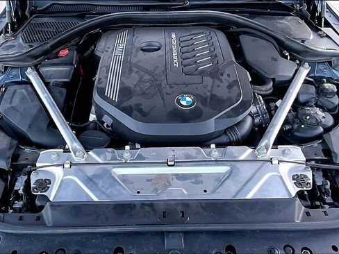 Used 2022 BMW M440i Coupe image 12