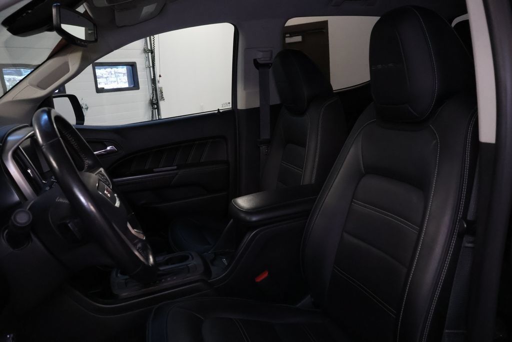 Used 2021 GMC Canyon Denali AWD/4WD image 12