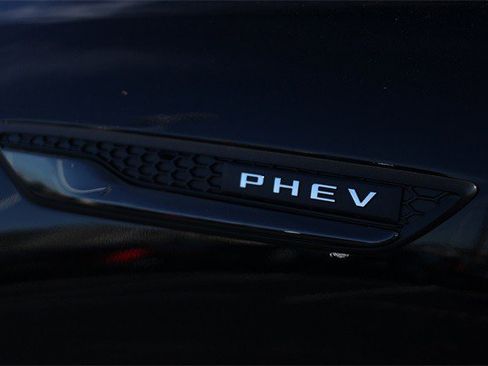 Certified 2025 MAZDA CX-70 Plug-In Hybrid w/ Premium Plus image 45