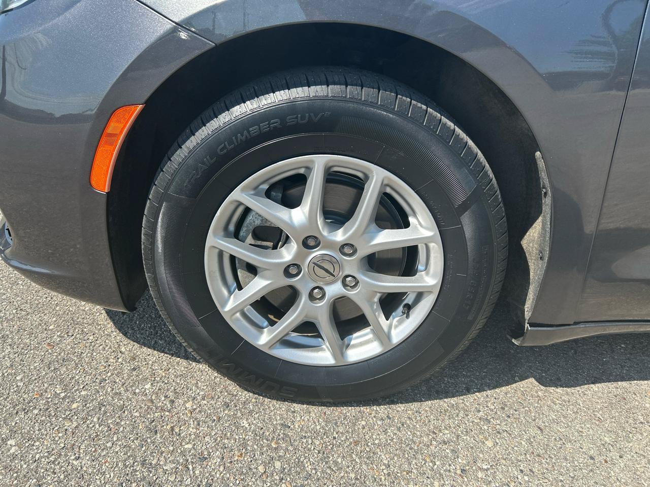 Used 2022 Chrysler Pacifica Touring-L FWD image 34