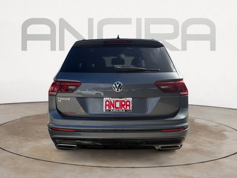 Used 2020 Volkswagen Tiguan SE R-Line FWD image 9