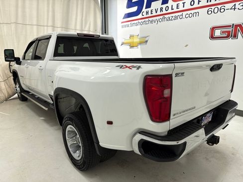 Used 2022 Chevrolet Silverado 3500 LT w/ Convenience Package image 6