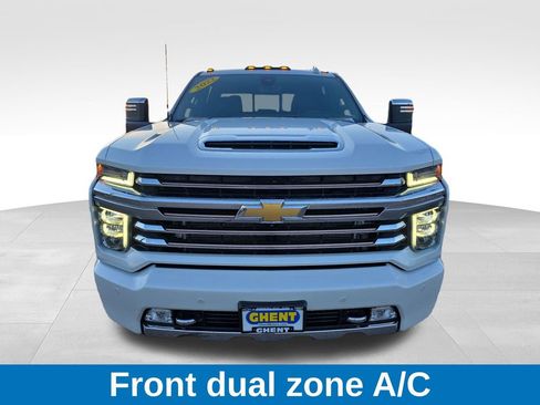 Used 2022 Chevrolet Silverado 3500 High Country w/ Z71 Off-Road Package image 9