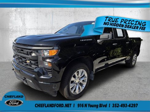Used 2022 Chevrolet Silverado 1500 Custom RWD image 1