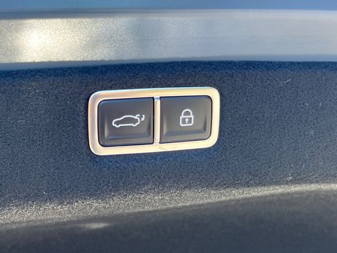 Certified 2025 Hyundai Sonata Limited FWD image 20