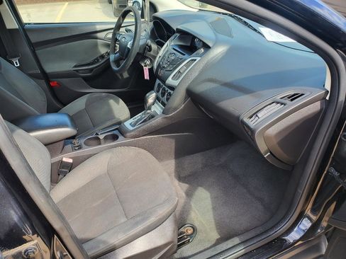 Used 2012 Ford Focus SE image 4