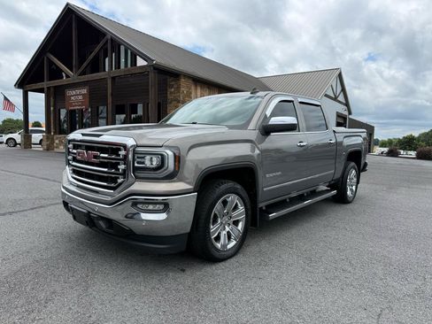Used 2017 GMC Sierra 1500 SLT RWD image 2
