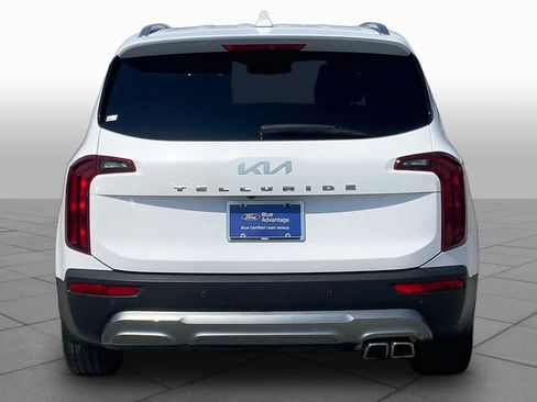 Used 2022 Kia Telluride S FWD image 5