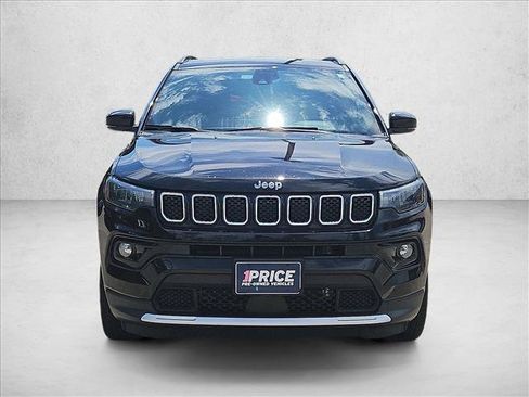 Used 2023 Jeep Compass Limited w/ Sun and Sound Group AWD/4WD image 2