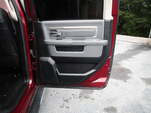 Used 2017 RAM 1500 Lone Star AWD/4WD image 29