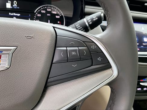 Used 2025 Cadillac XT5 Premium Luxury w/ LPO, Floor Liner Package FWD image 24