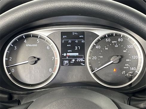 Certified 2025 Nissan Versa SV w/ Trunk Package image 15