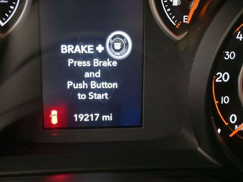 Used 2024 Jeep Wrangler Willys image 20