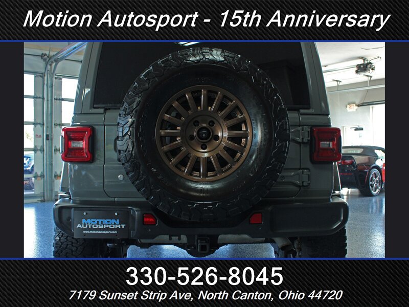 Used 2019 Jeep Wrangler Unlimited Sahara w/ Advanced Safety Group AWD/4WD image 6