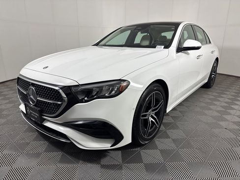 Certified 2025 Mercedes-Benz E 350 4MATIC Sedan image 2