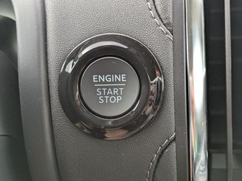 New 2025 Ford Expedition Max Platinum w/ Driver's Package image 26