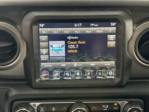 Used 2023 Jeep Wrangler Unlimited w/ Cold Weather Group AWD/4WD image 12
