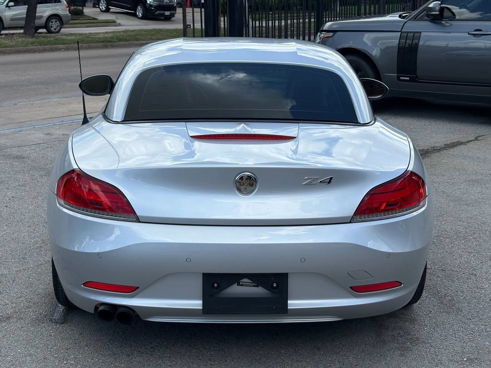 Used 2012 BMW Z4 sDrive28i w/ Sport Pkg RWD image 24