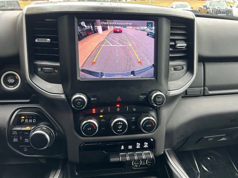 Used 2021 RAM 1500 Big Horn image 9