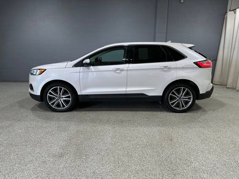 Used 2019 Ford Edge Titanium w/ Cold Weather Package AWD/4WD image 6