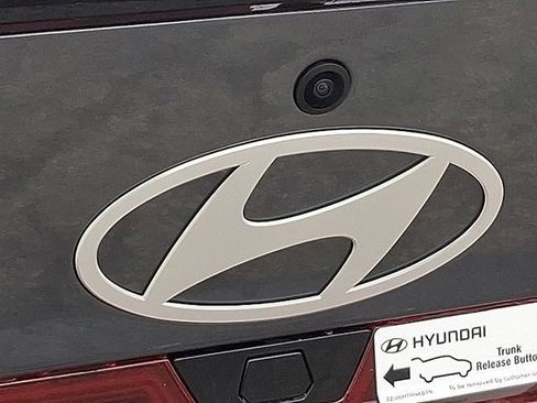 New 2026 Hyundai Elantra Sport FWD image 5