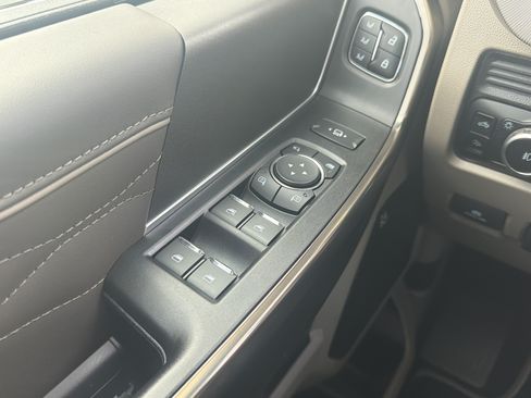 Used 2026 Ford F350 Platinum w/ Platinum Plus Package AWD/4WD image 23