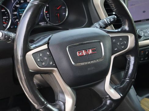 Used 2017 GMC Acadia Denali w/ Technology Package AWD/4WD image 24